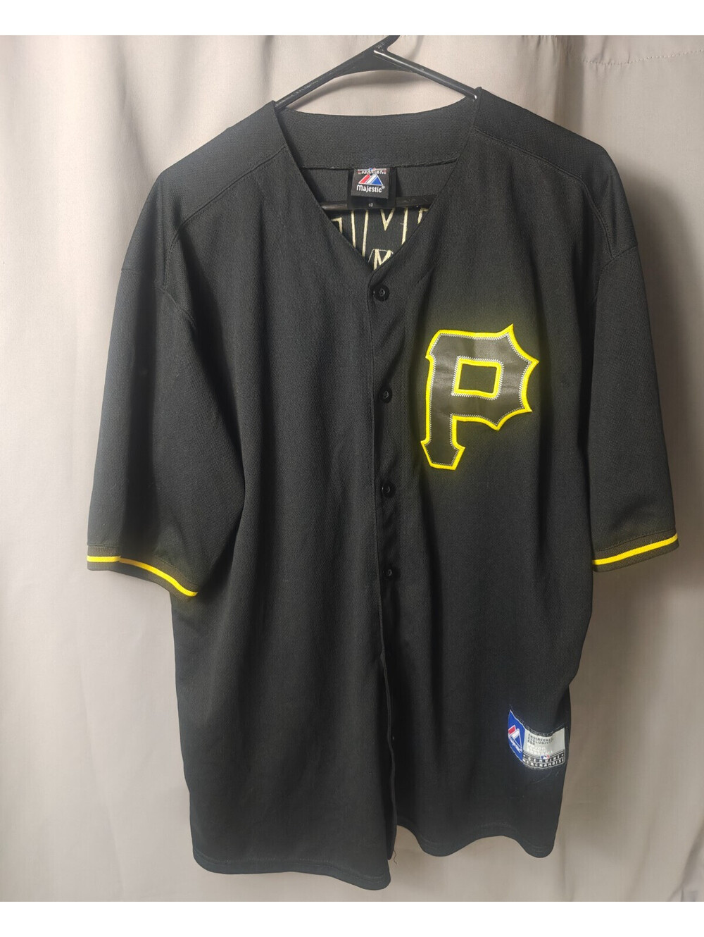 Majestic Pittsburgh Pirates Jersey Mens Small MLB Baseball  Clemente#21 Size 52